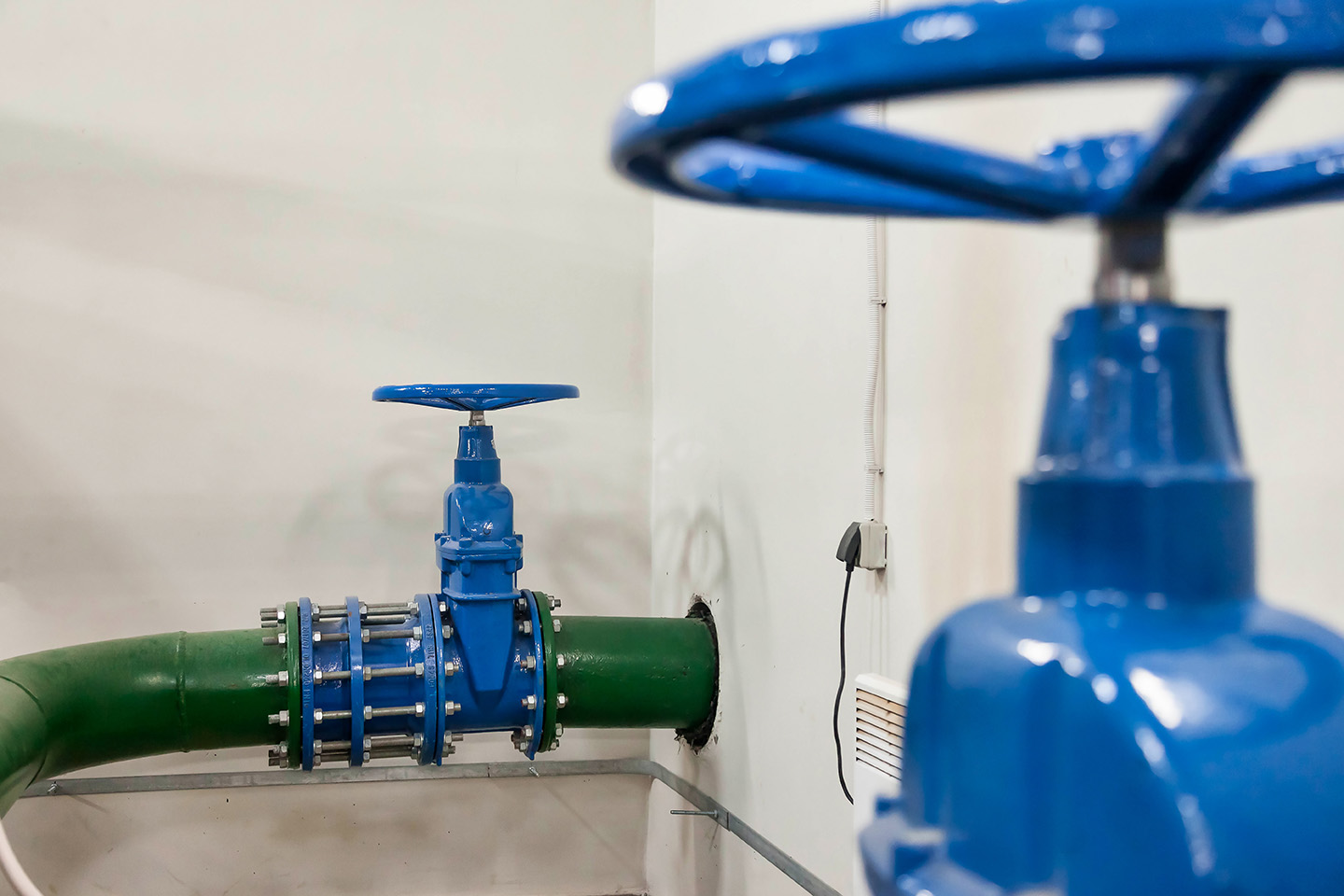 How Flow Control Valves Enhance Precision